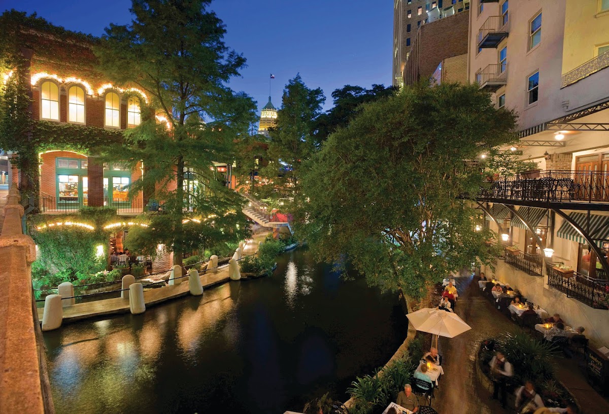 Club Wyndham Riverside Suites