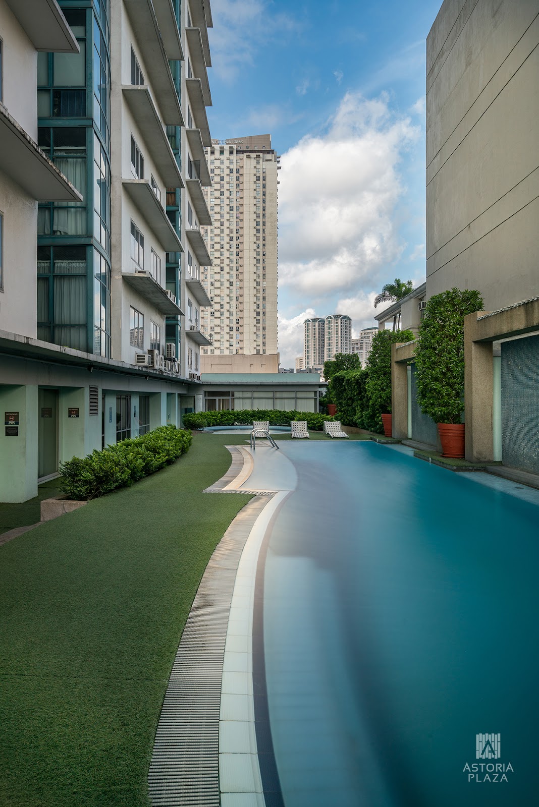 Astoria Plaza Suites