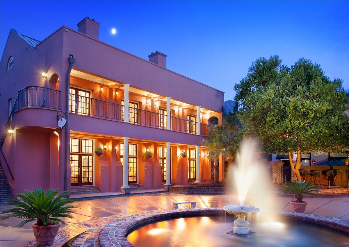 The Lodge Alley Inn