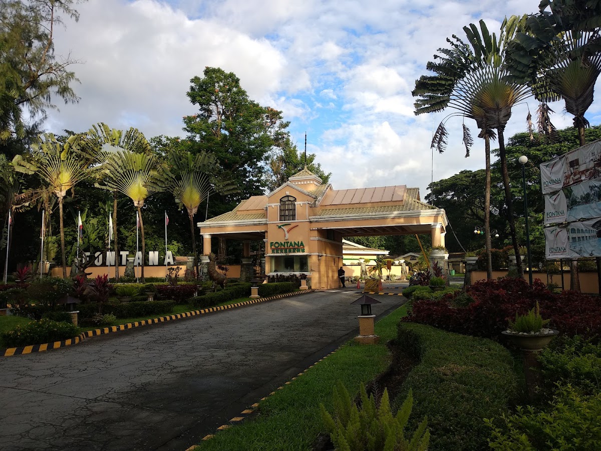 Fontana Hot Spring Leisure Parks