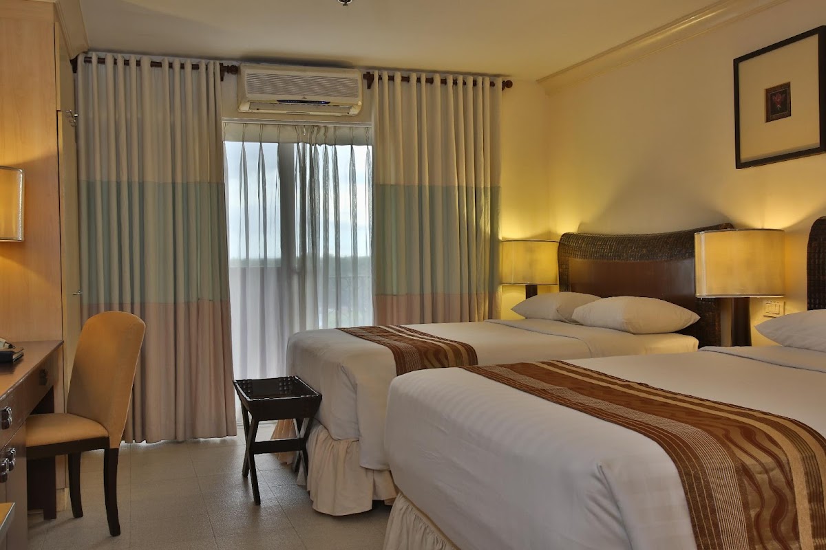Crown Regency Suites