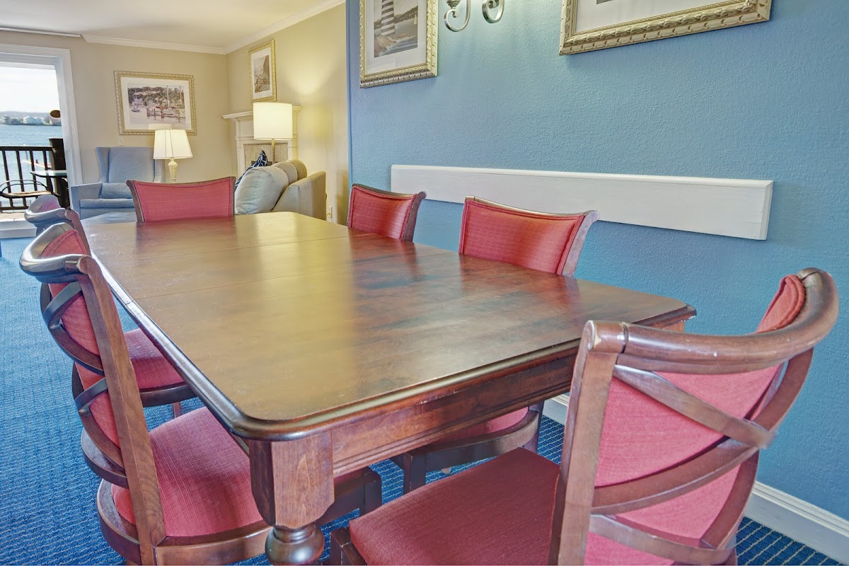Club Wyndham Newport Onshore