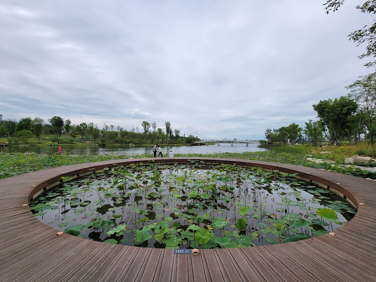 Hainan Mumian Lake Homeland Resort