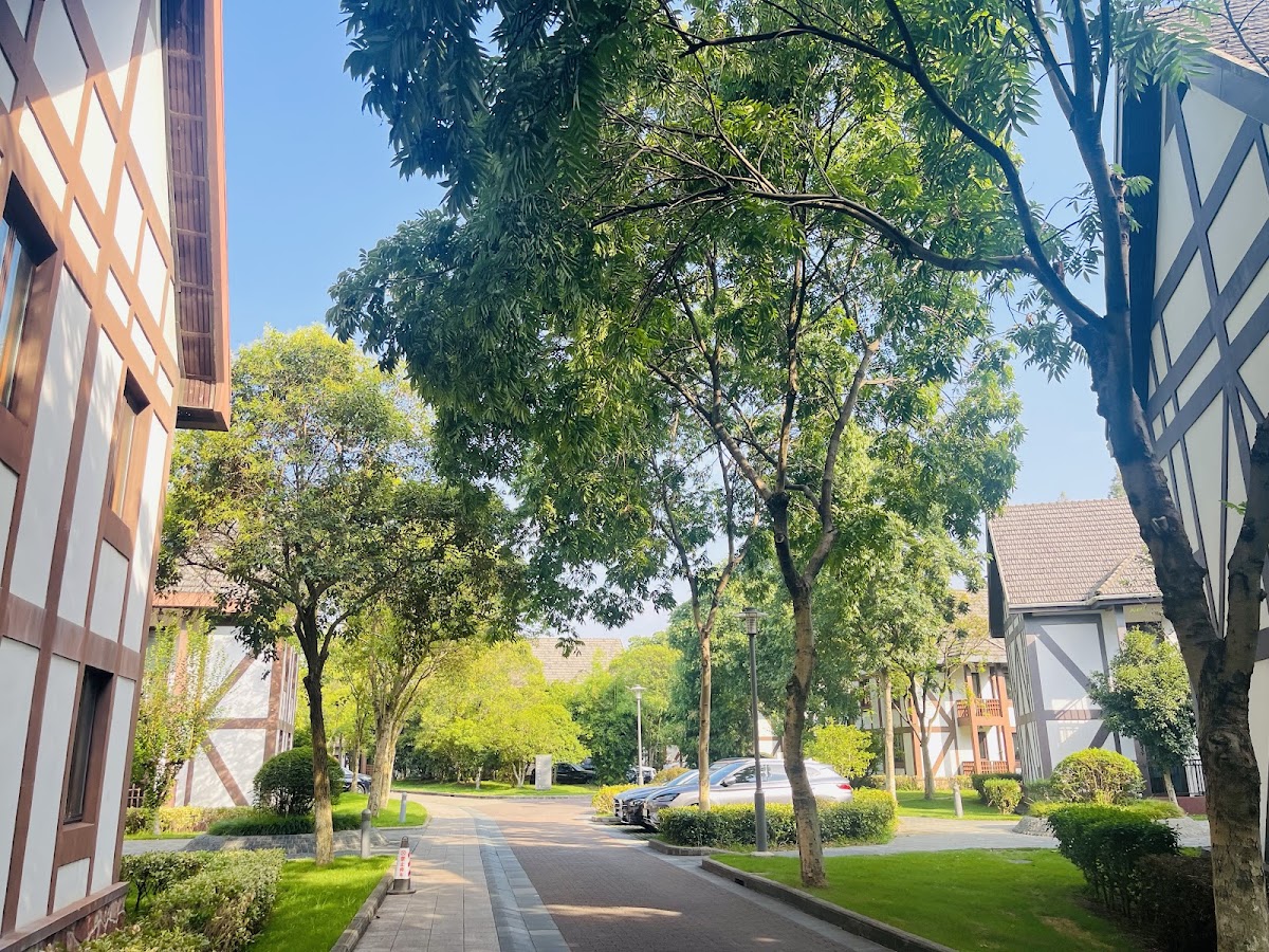 Shanghai SunIsland International Club