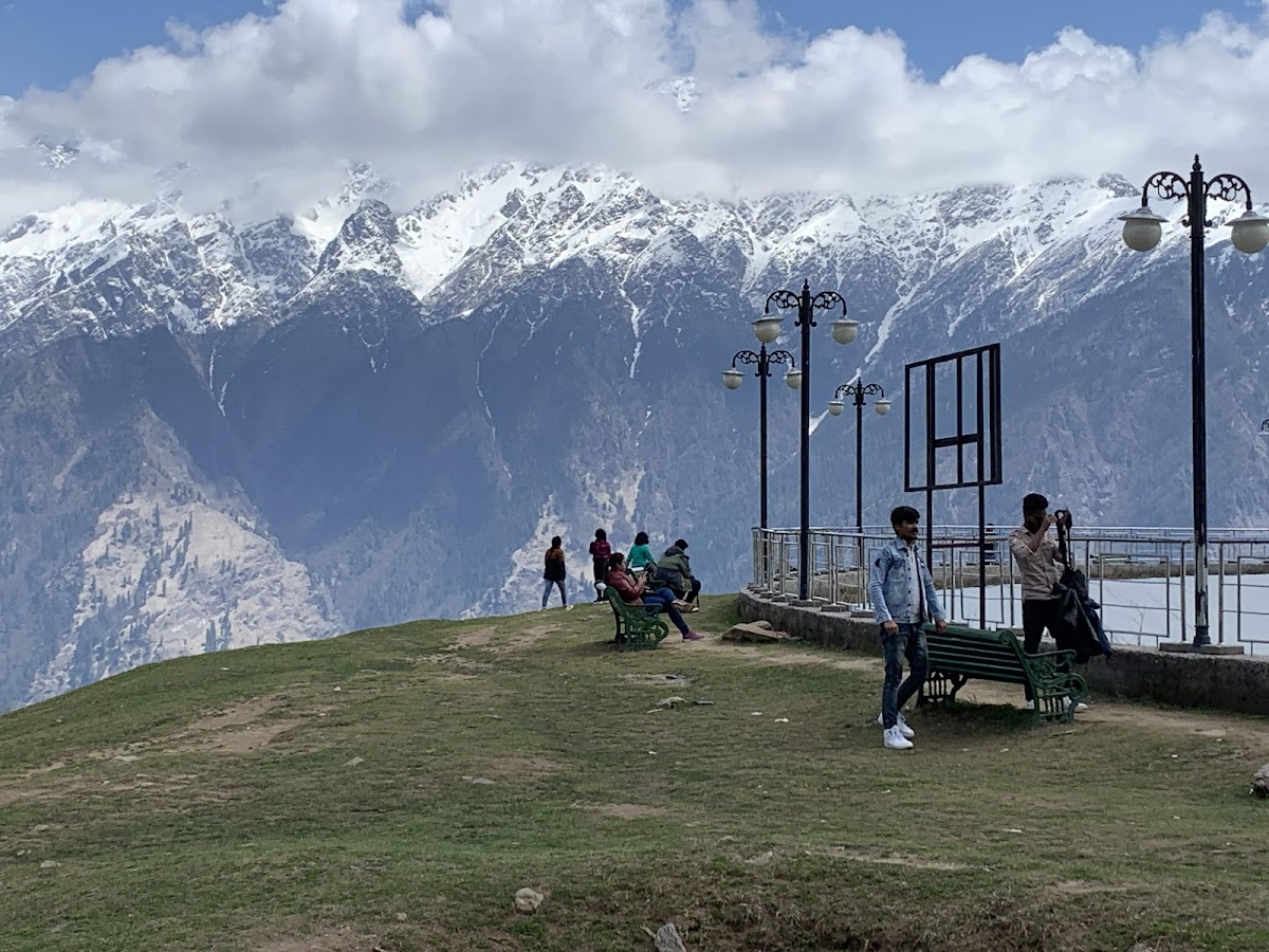 Club Mahindra Auli