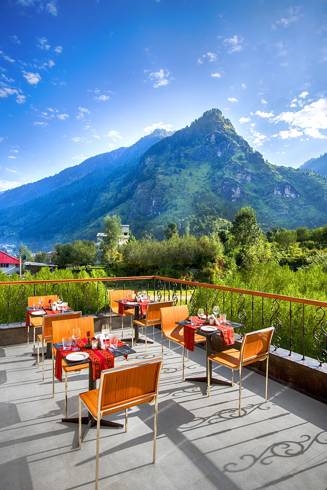 Sterling Manali