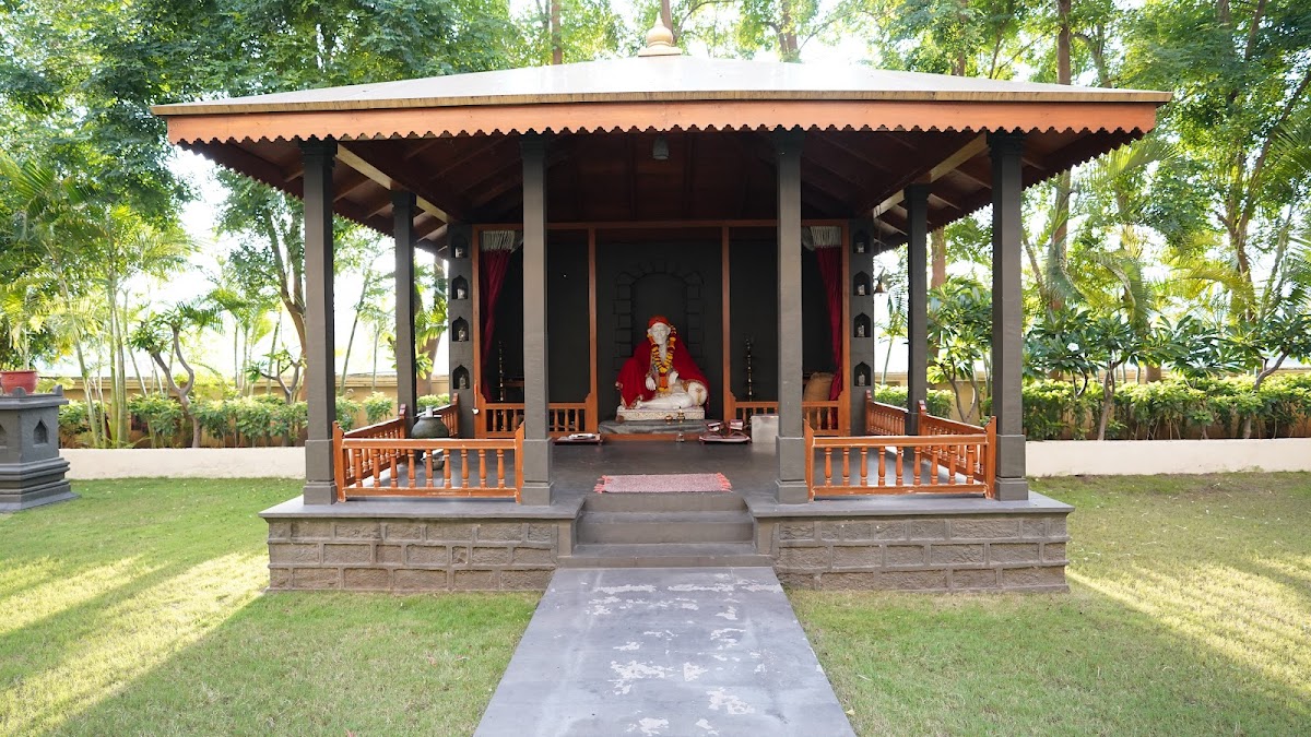 Sterling Shirdi
