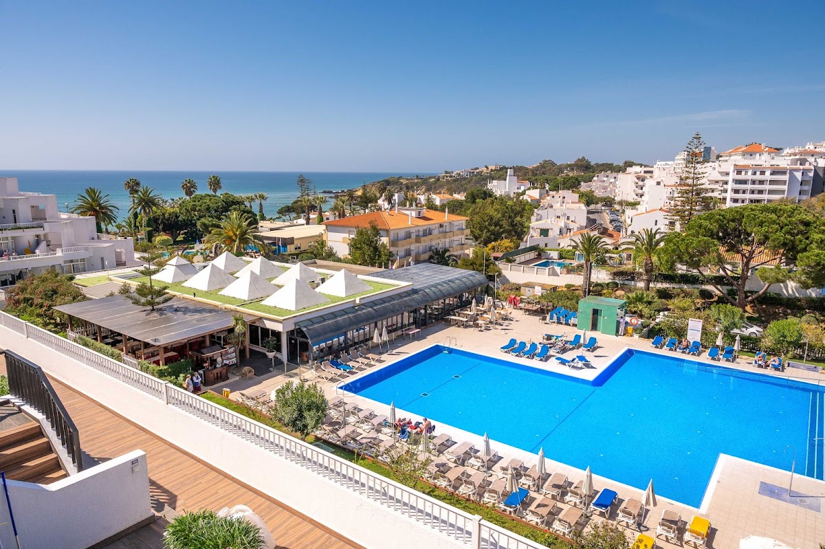 Clube Praia da Oura
