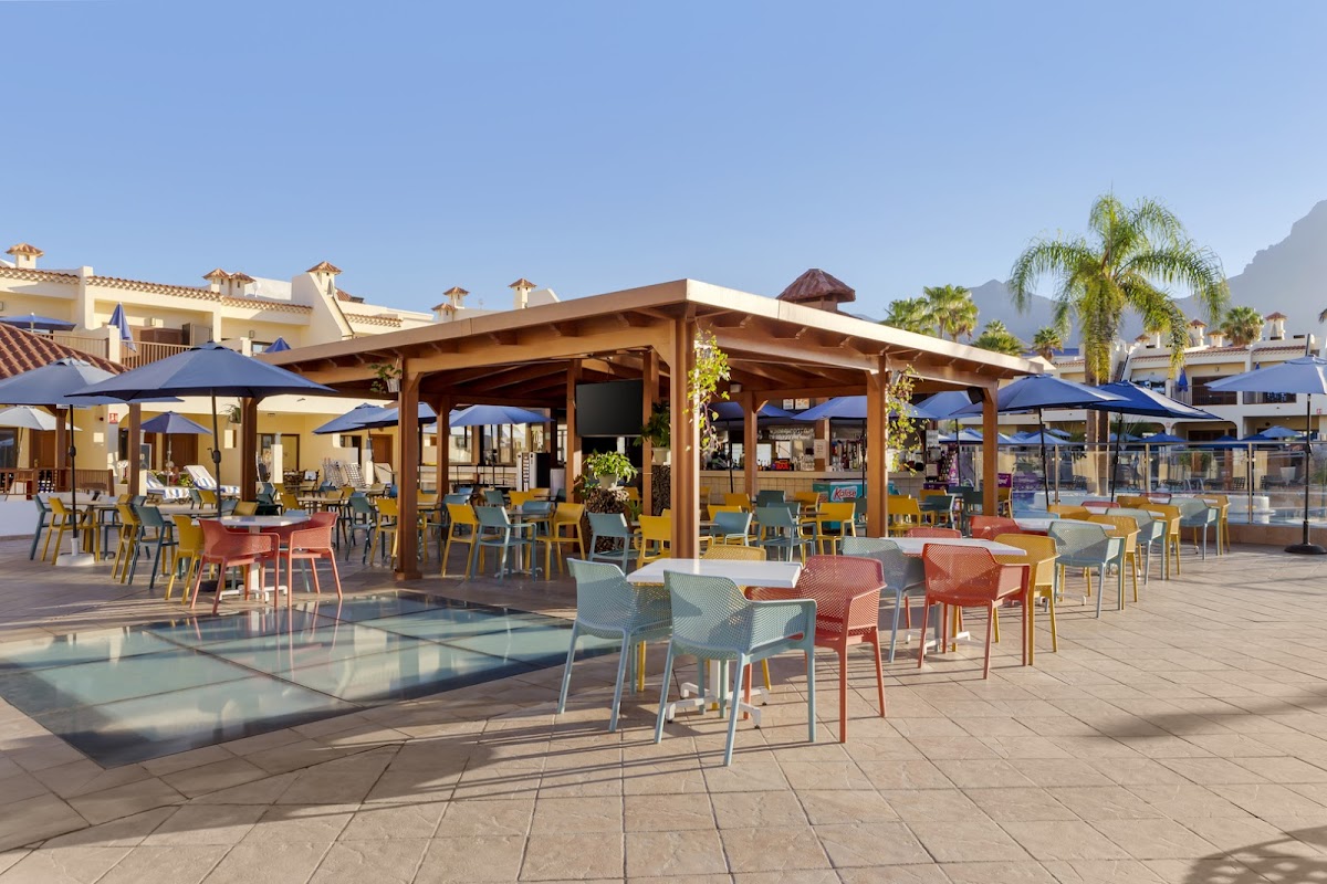 Royal Sunset Beach Club