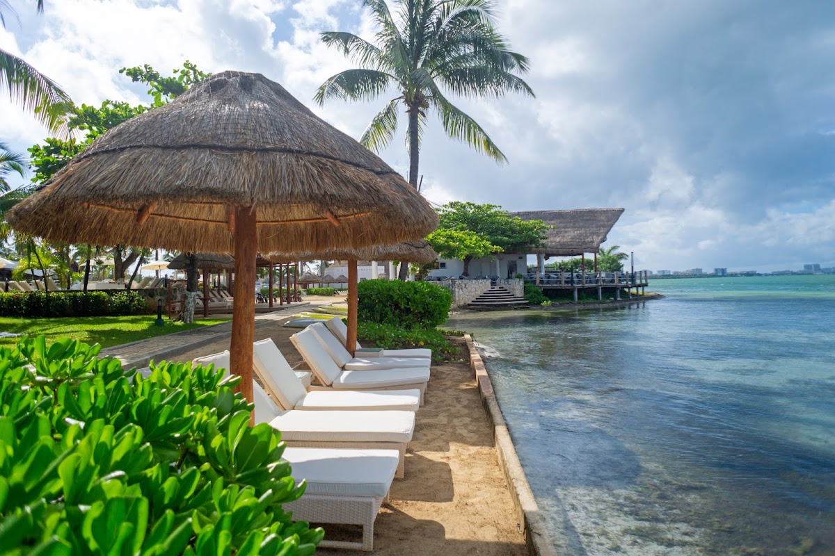 Sunset Marina Resort & Yacht Club
