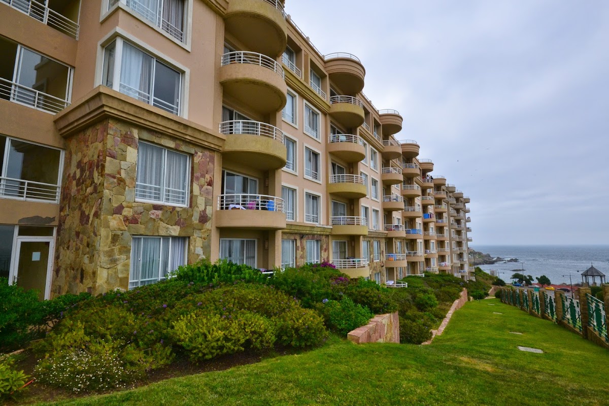 Hippocampus Resort & Club