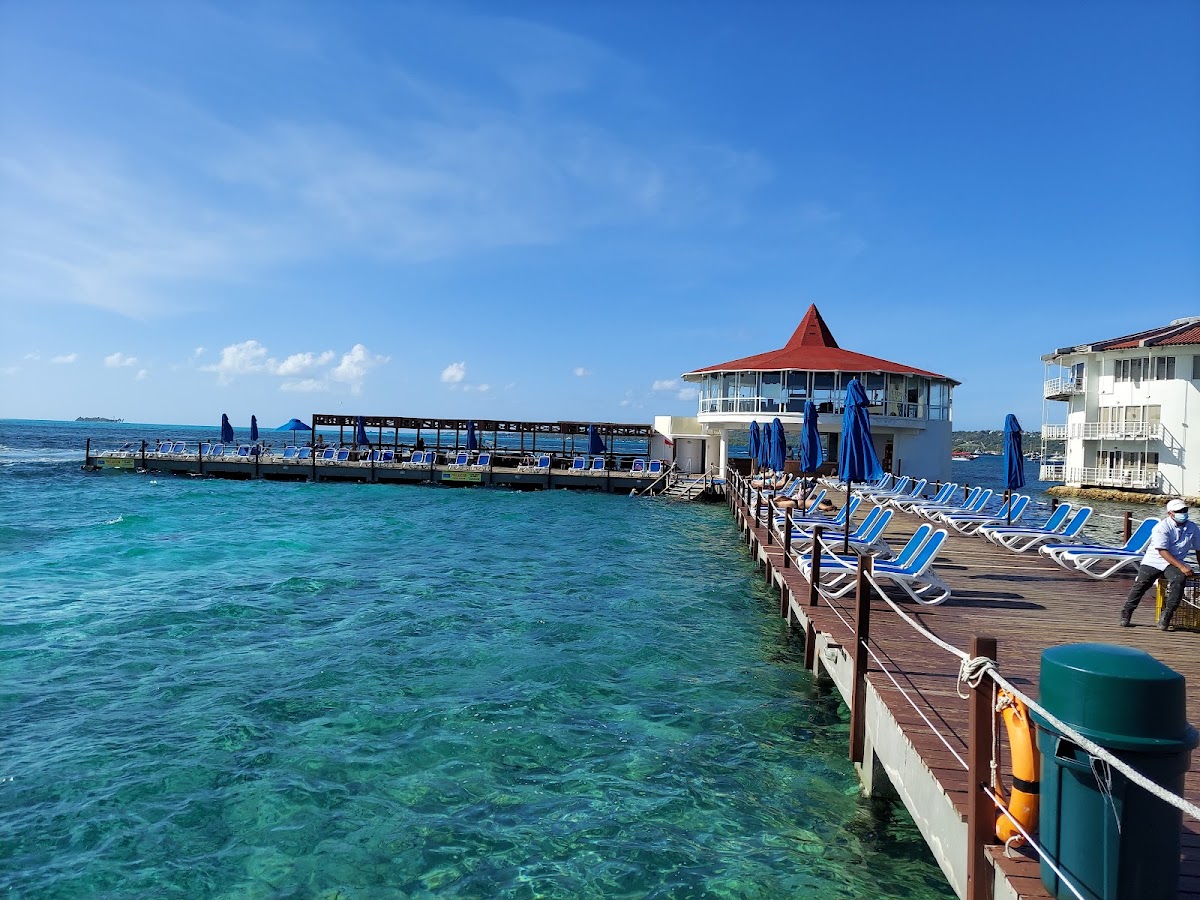 Hotel Decameron Aquarium