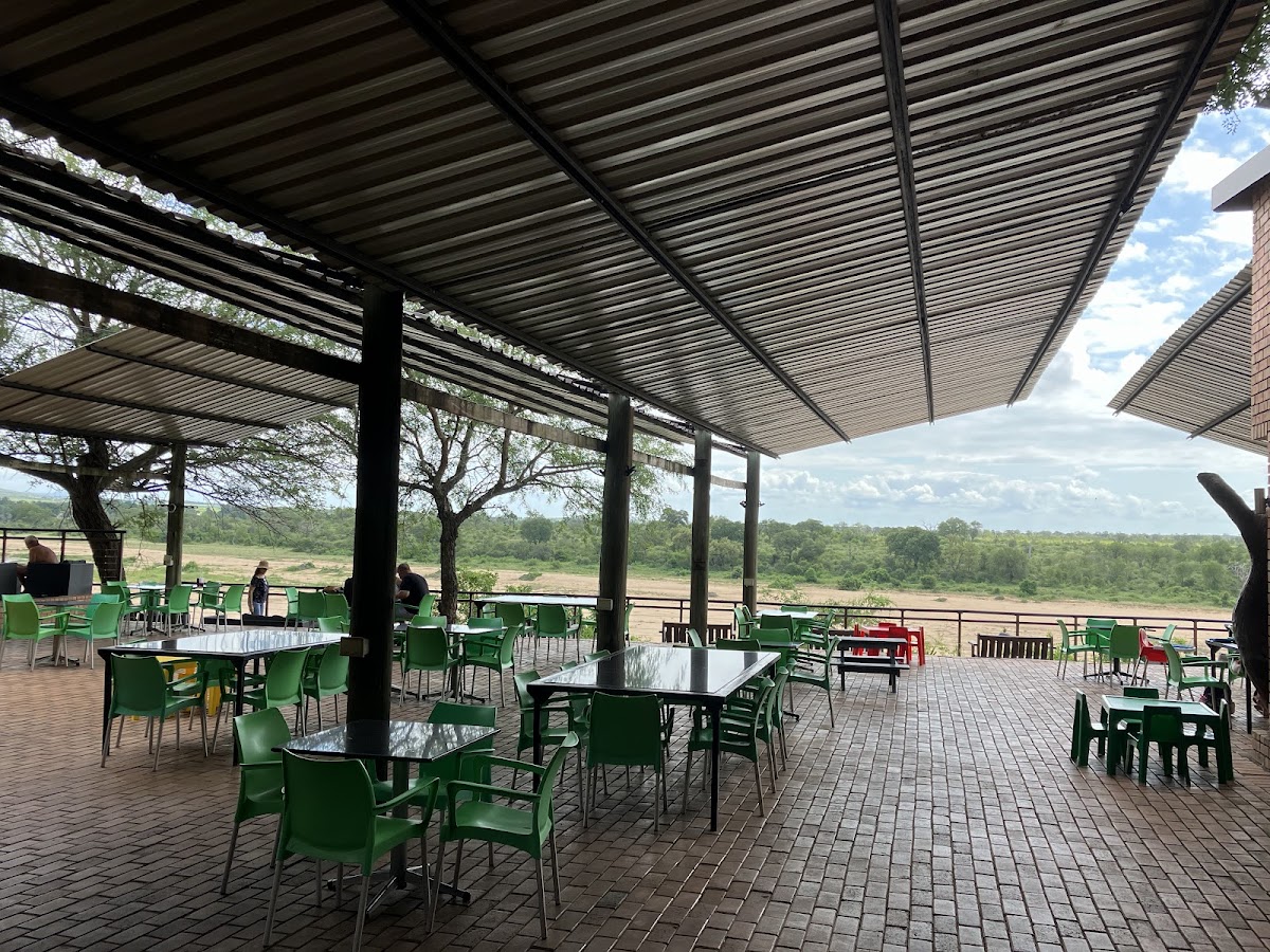 Ngwenya Lodge