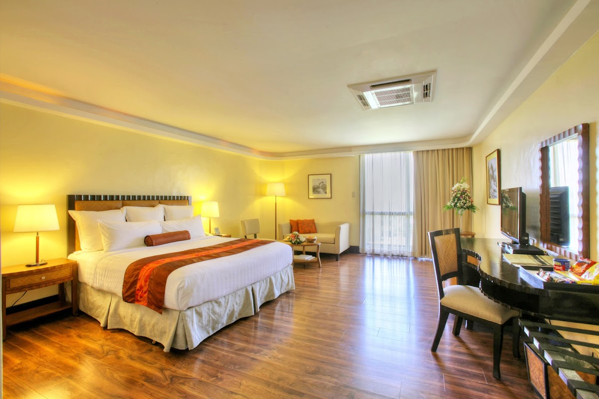 Thunderbird Resorts Rizal