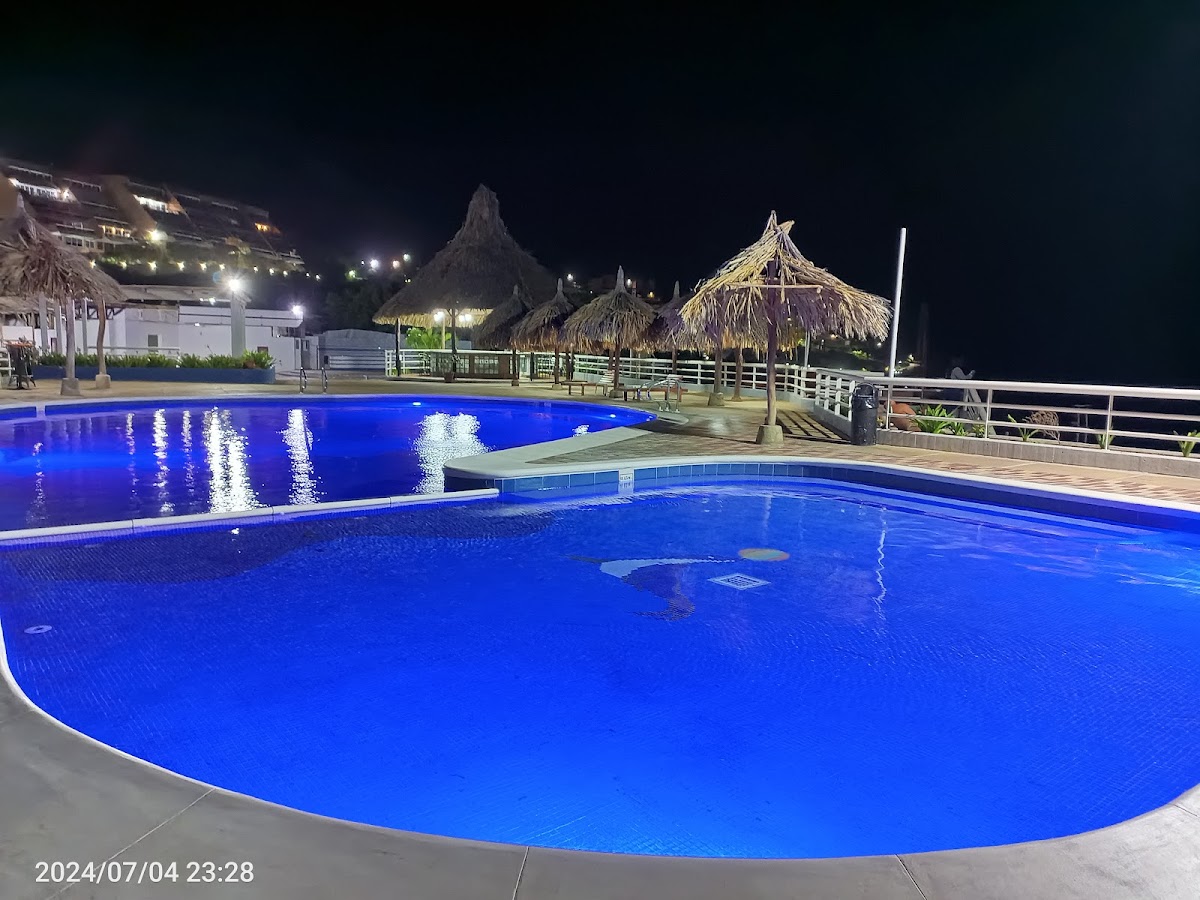 Hippocampus Beach Resort