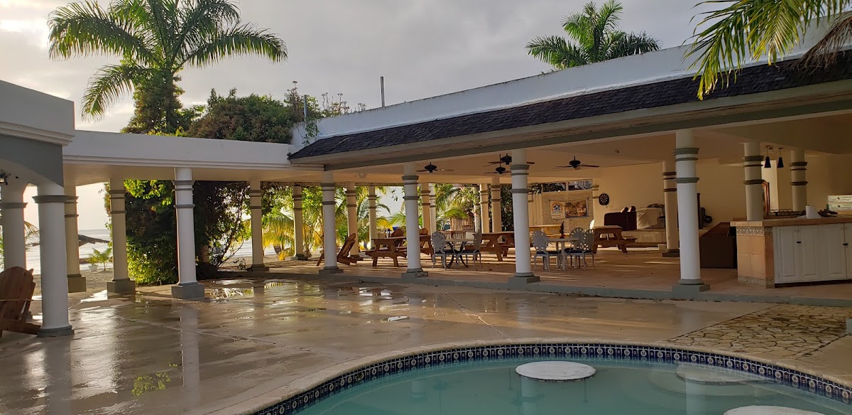 Beachcomber Club