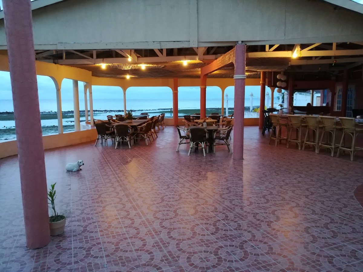 Casa Del Mar Golf Resort
