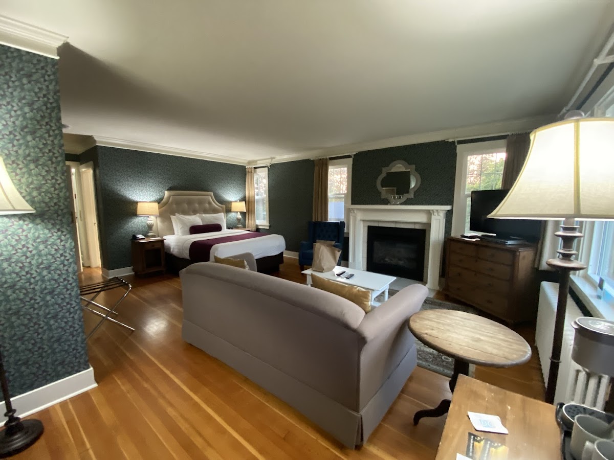 Vacation Internationale Rosewood Inn