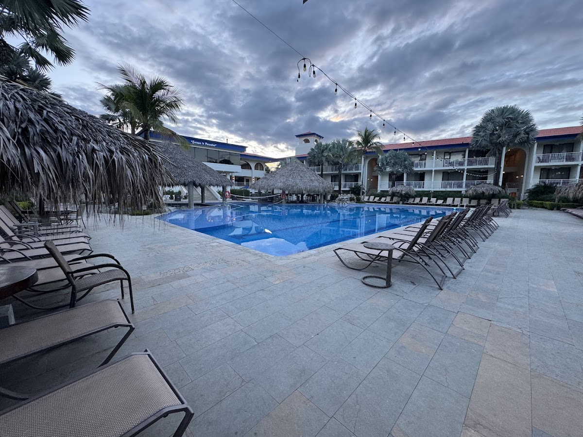 Flamingo Beach Hotel