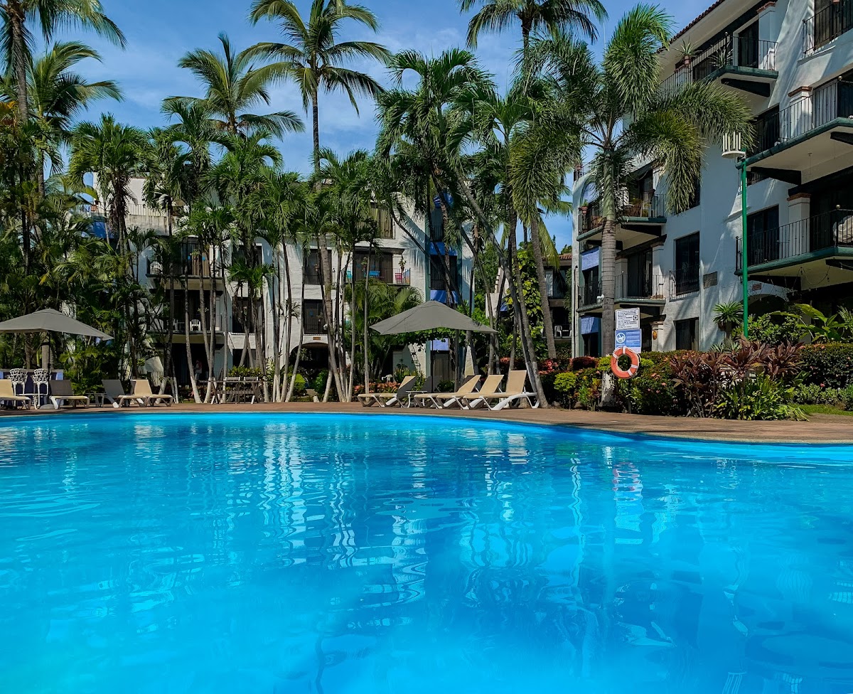 Puerto de Luna All Suites Resort