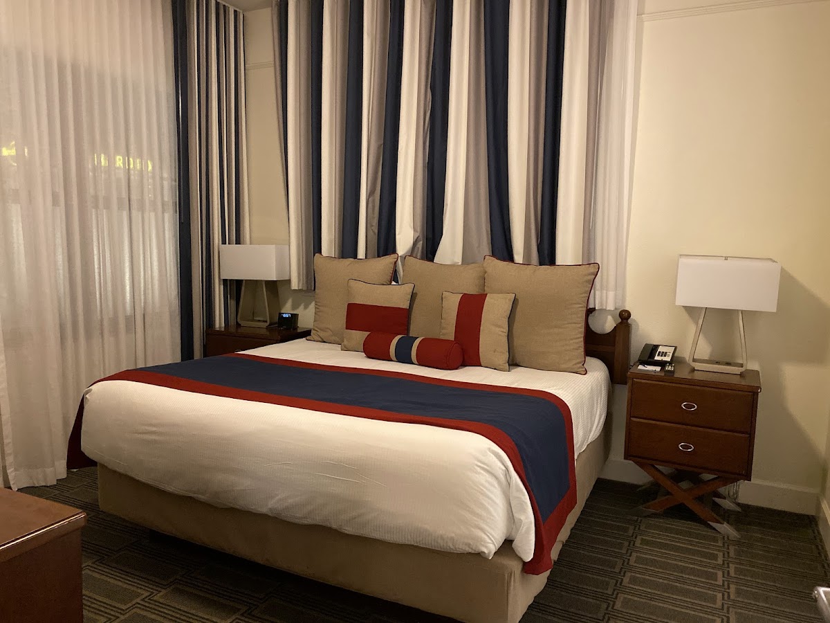 Wyndham Skyline Tower