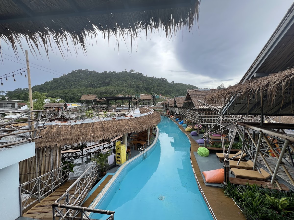 Fishermen's Harbour Urban Resort