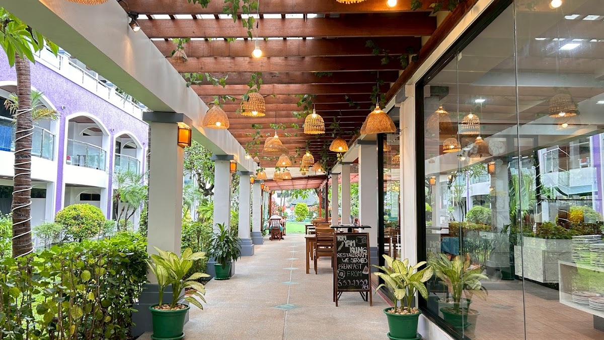 Karon Sea Sands Resort