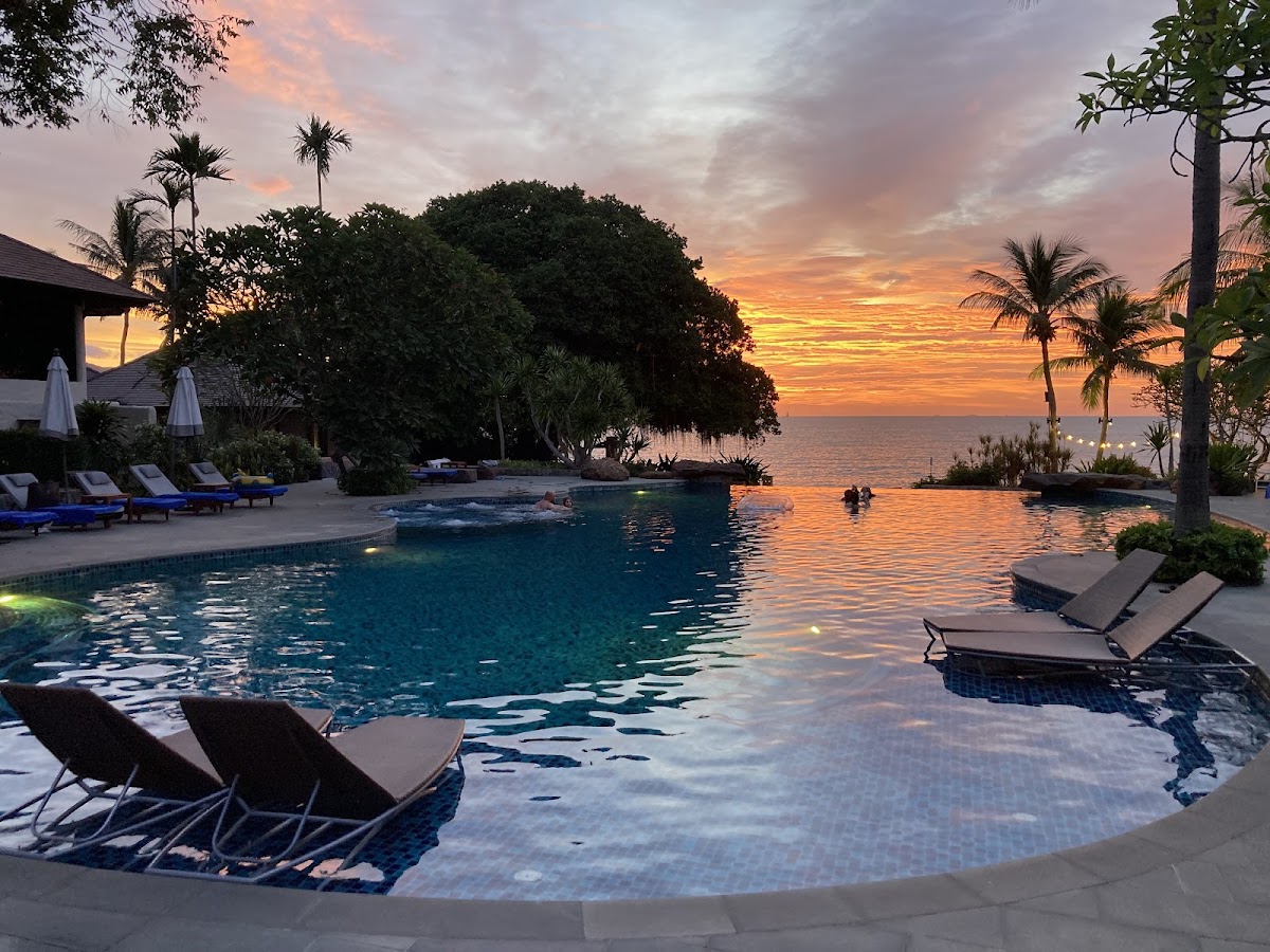 Sea Sand Sun Resort and Villas