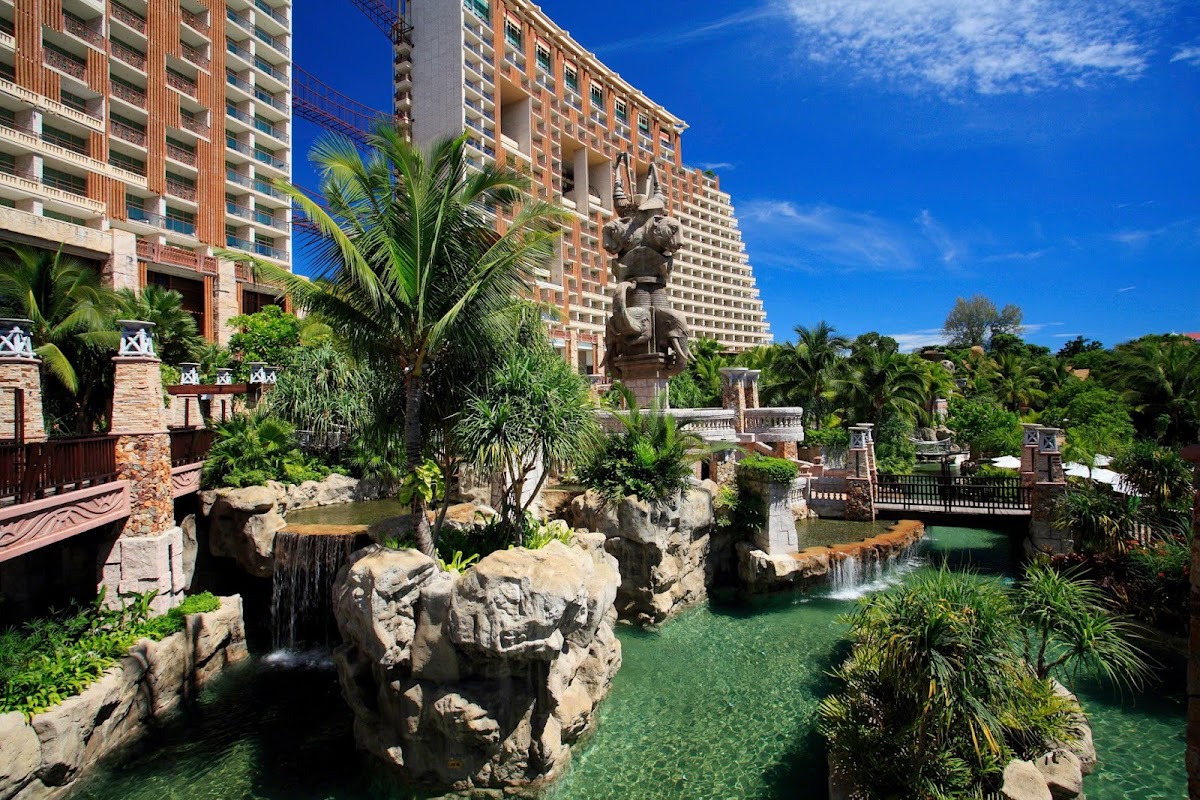Centara Grand Mirage Beach Resort Pattaya