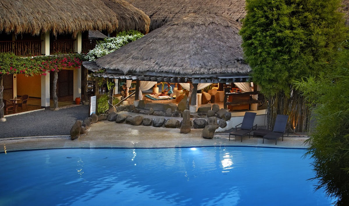 Bluewater Maribago Beach Resort