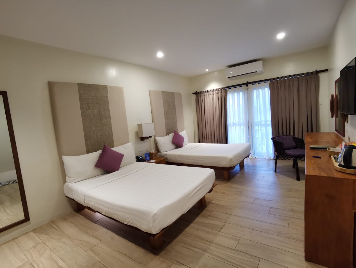 Bluewater Panglao Beach Resort