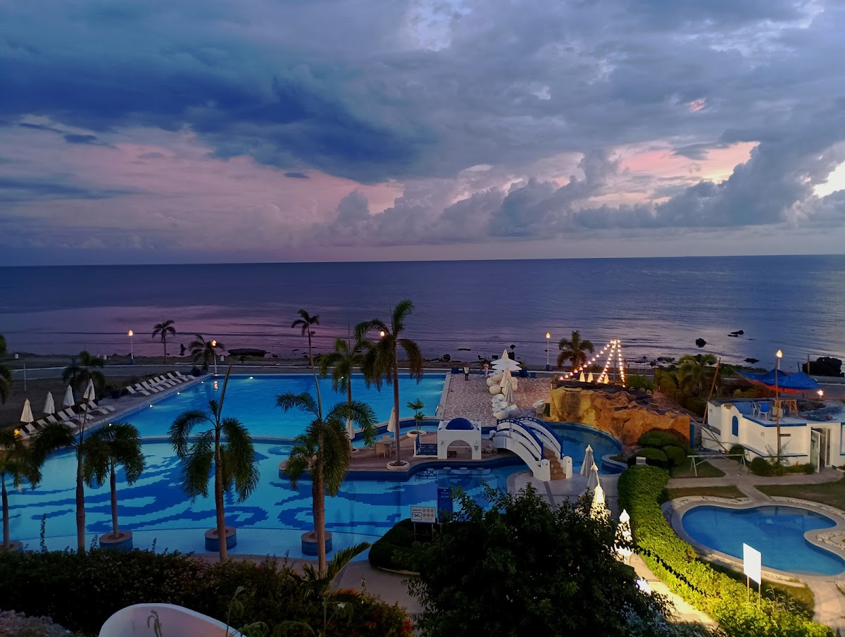 Thunderbird Resorts Poro Point