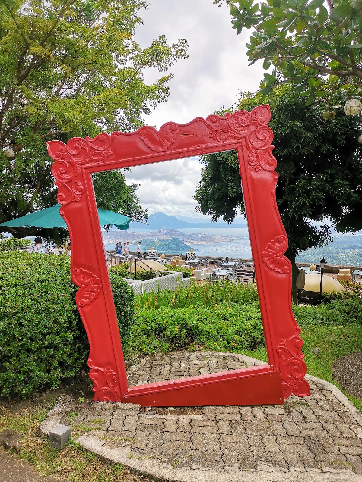 Taal Vista Hotel