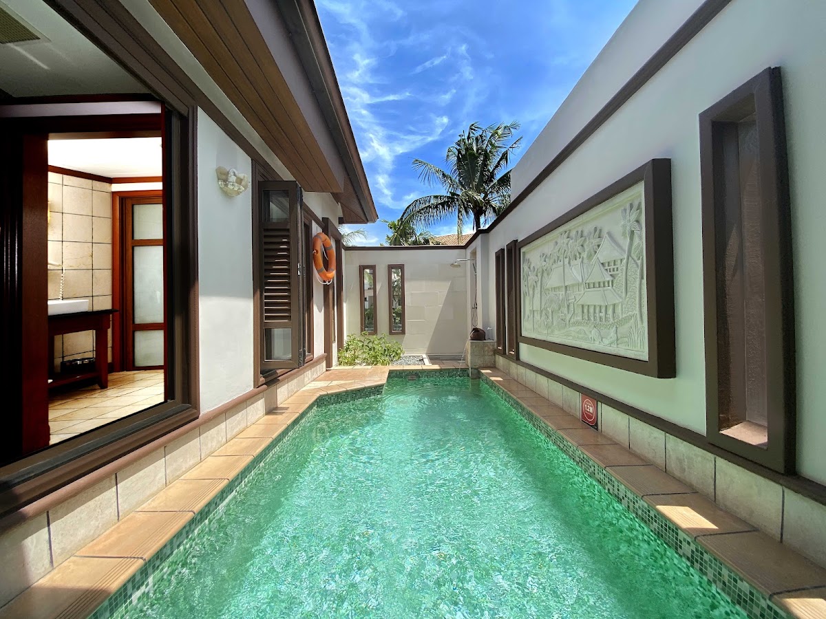 Legend Water Chalets