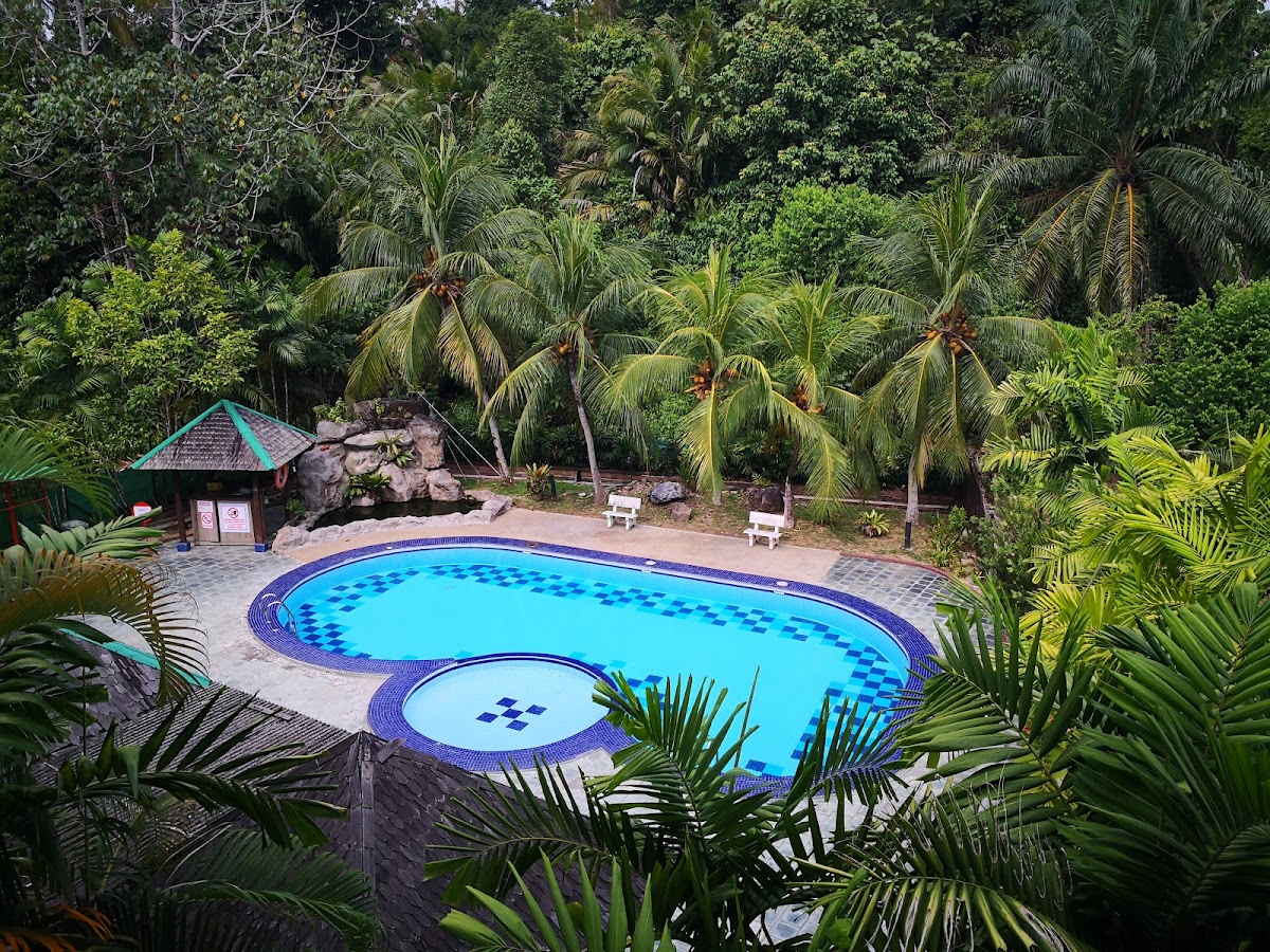 Bukit Merah Laketown Resort