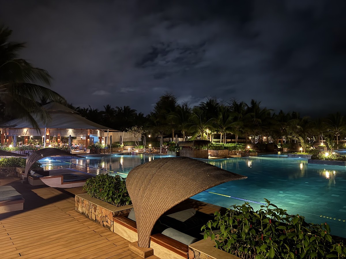 Fusion Resort Cam Ranh