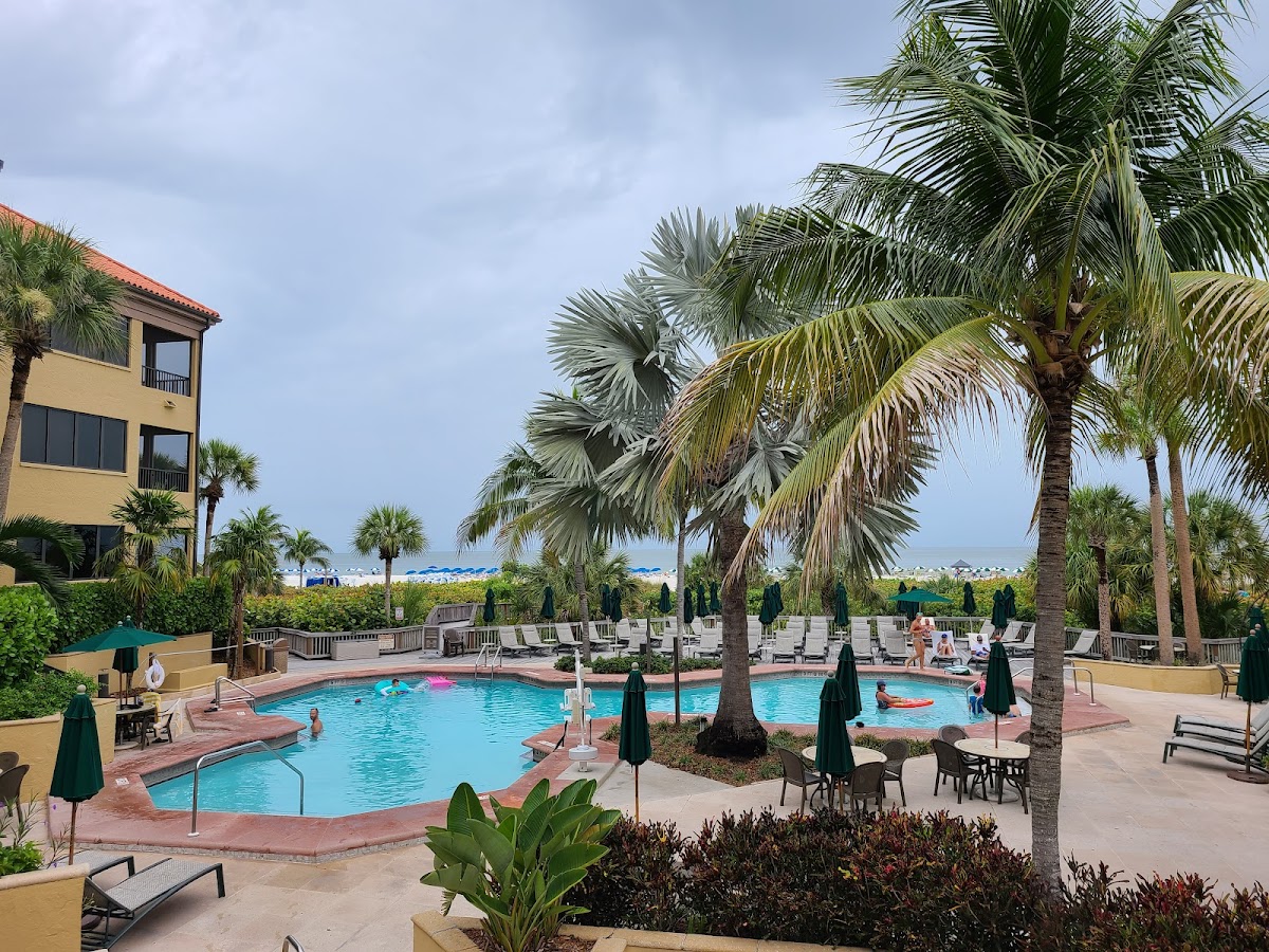 Hilton Vacation Club Eagle's Nest Beach Resort