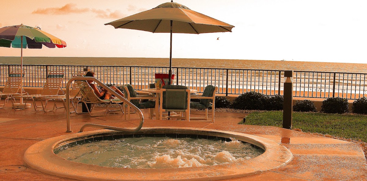 Tropic Shores Resort