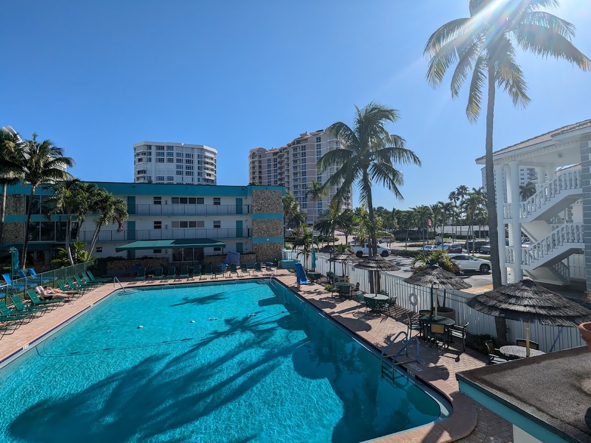 Surfsider Resort