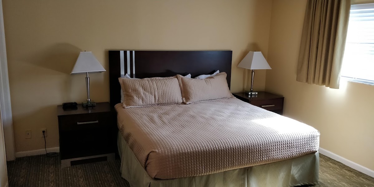 Surfsider Resort