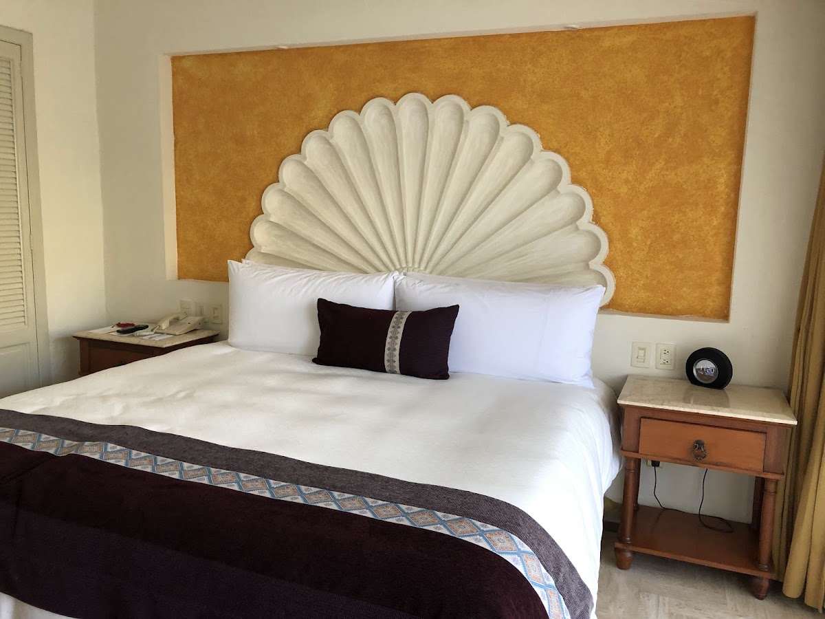 Velas Vallarta Suite Resort