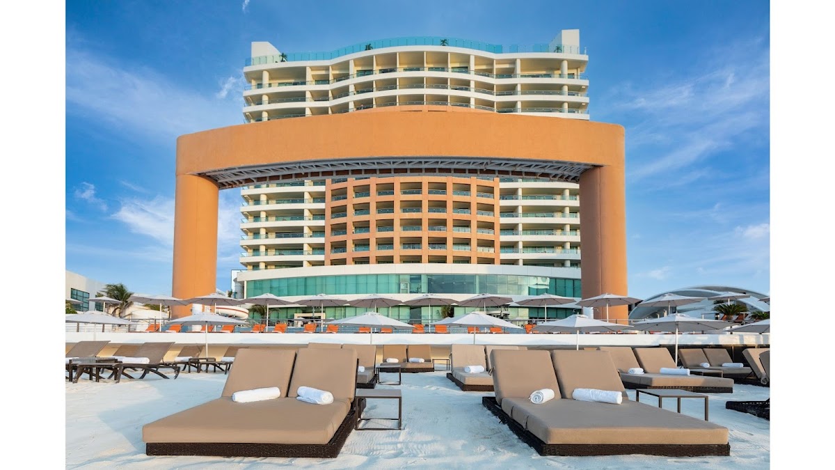 Beach Palace
