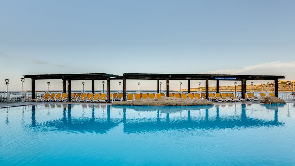 AX Sunny Coast Resort & Spa