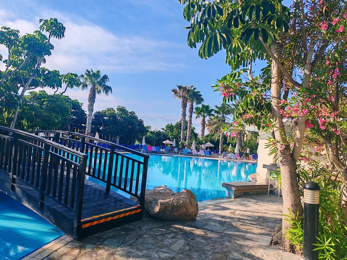 Avanti Holiday Village