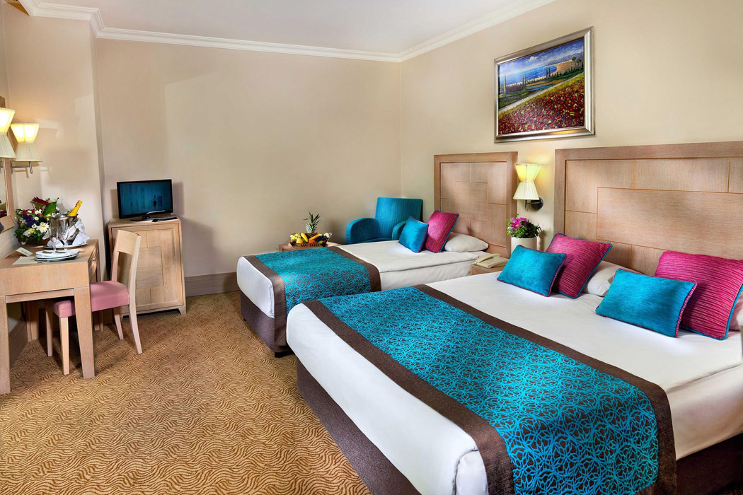 Crystal De Luxe Resort & Spa