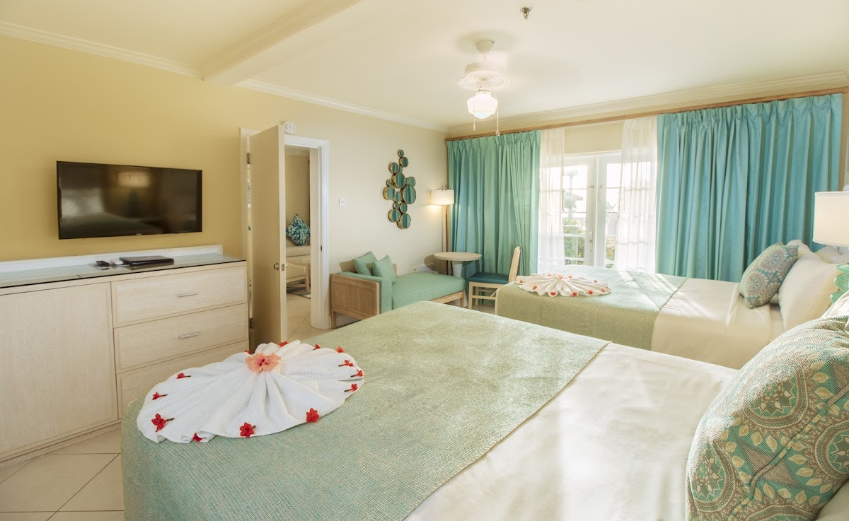 Bay Gardens Beach Resort