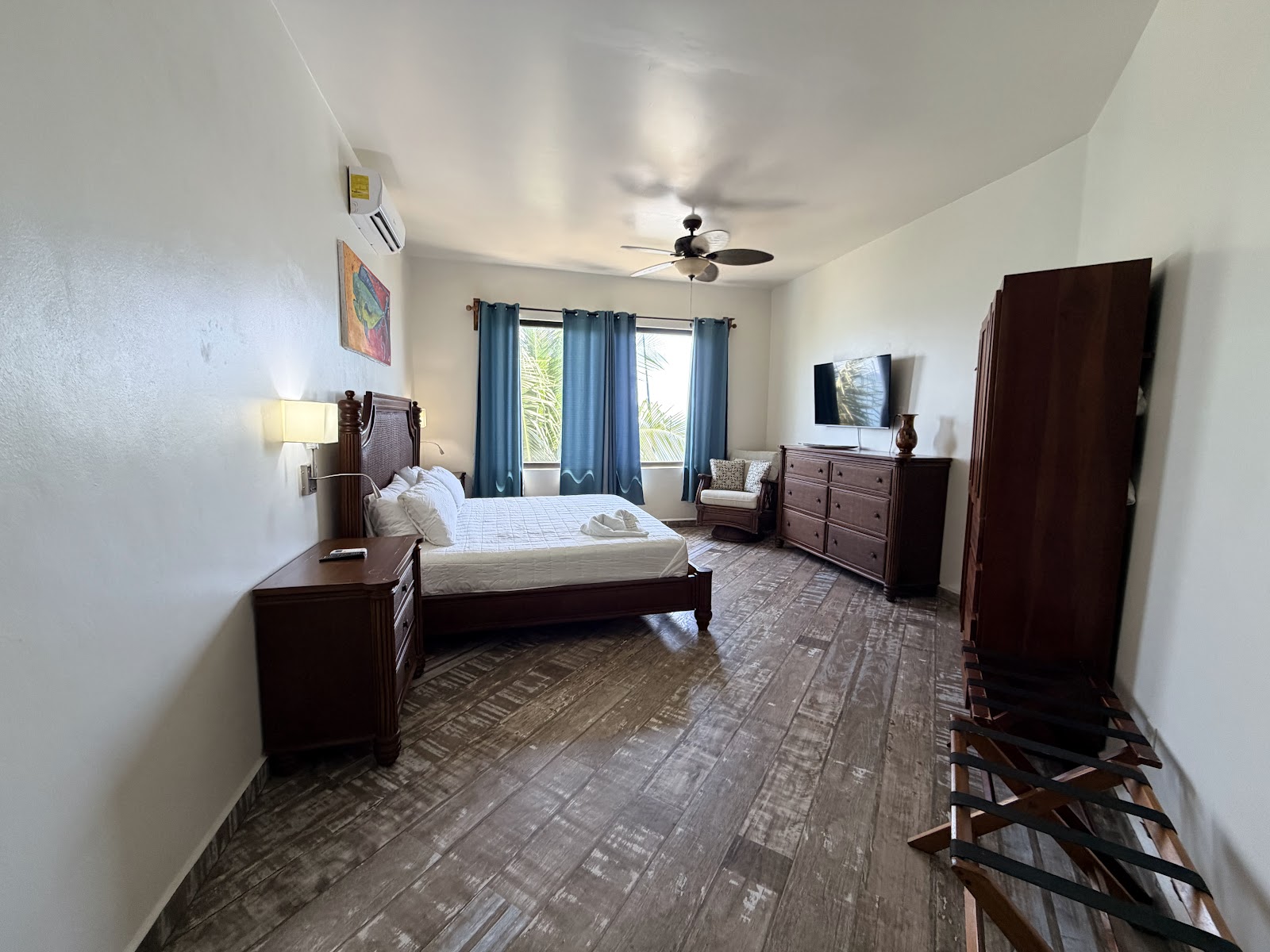 Brisas Del Mar Village & Beach Resort