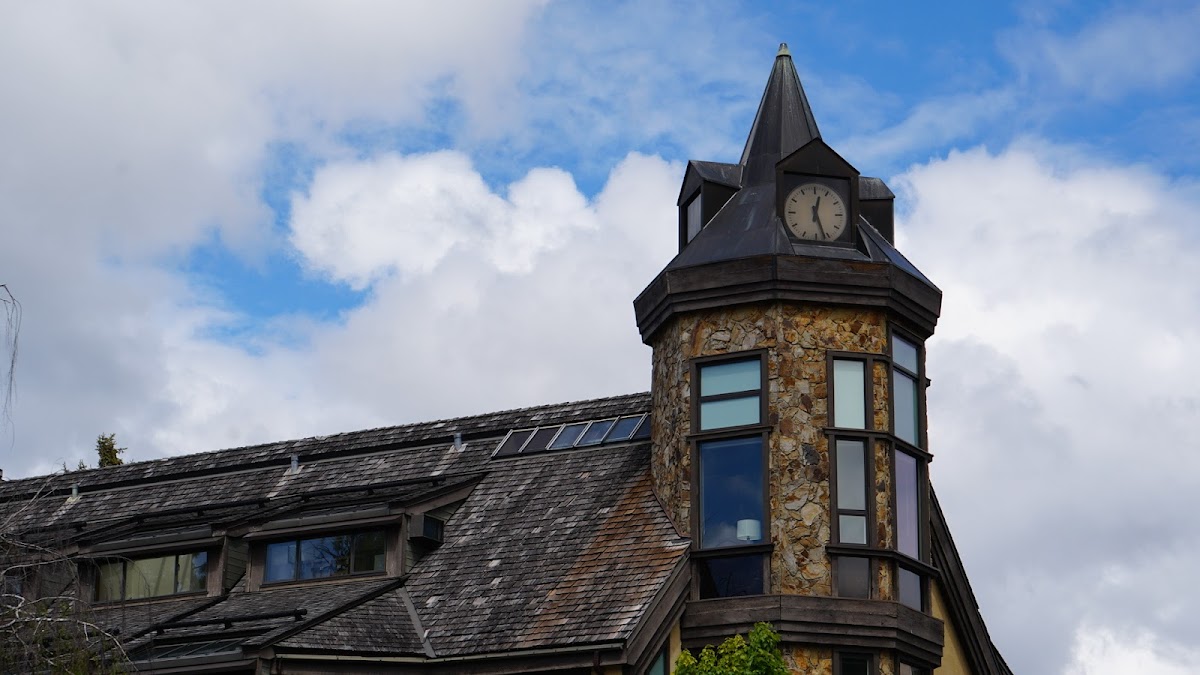 Vacation Internationale Clock Tower