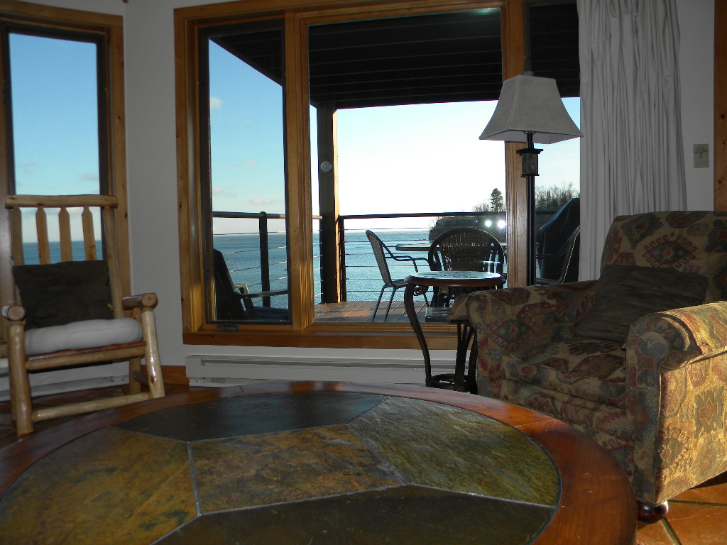 Lakehomes at Superior Shores