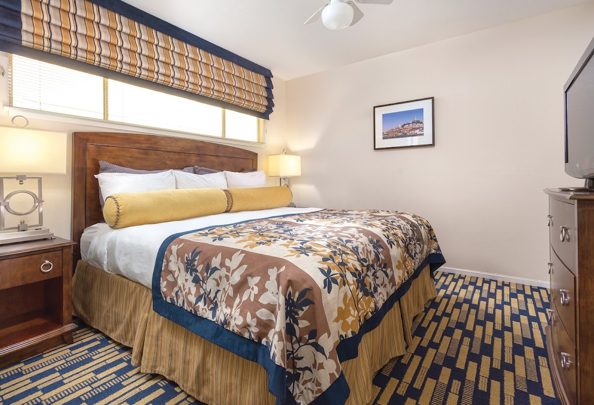 The Suites at Fisherman's Wharf